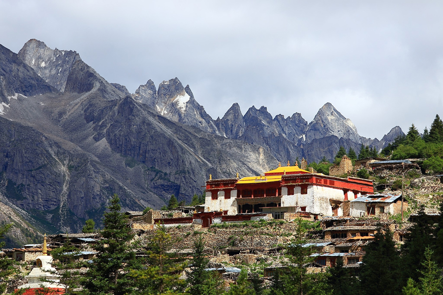 Lenggu Monastery