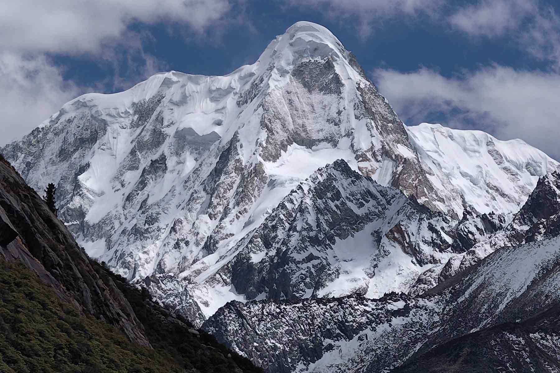Genyen North