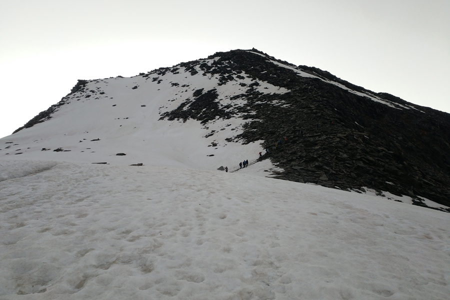 Approaching Dafeng Summit