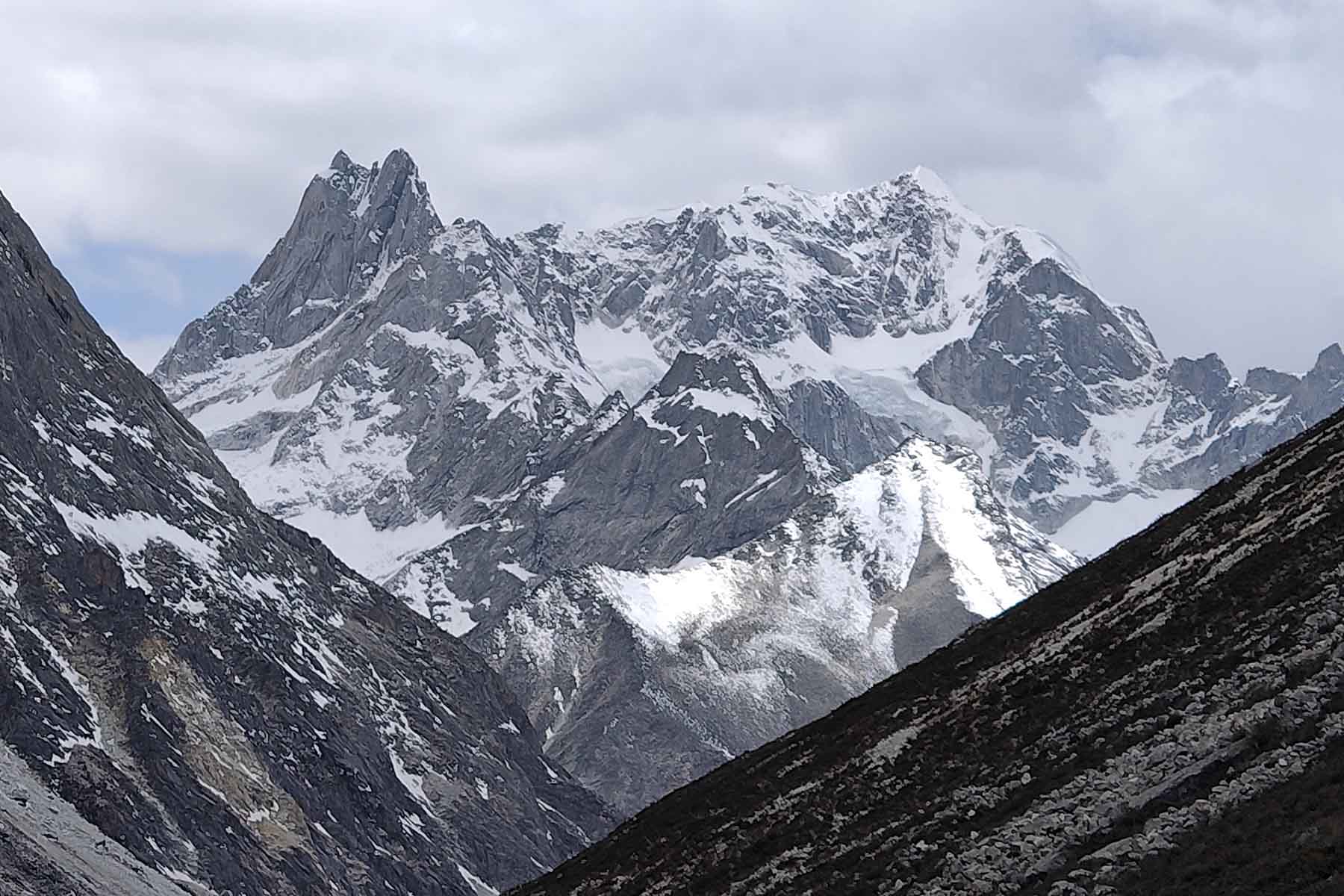 Xiaqiong and Xiuangba North