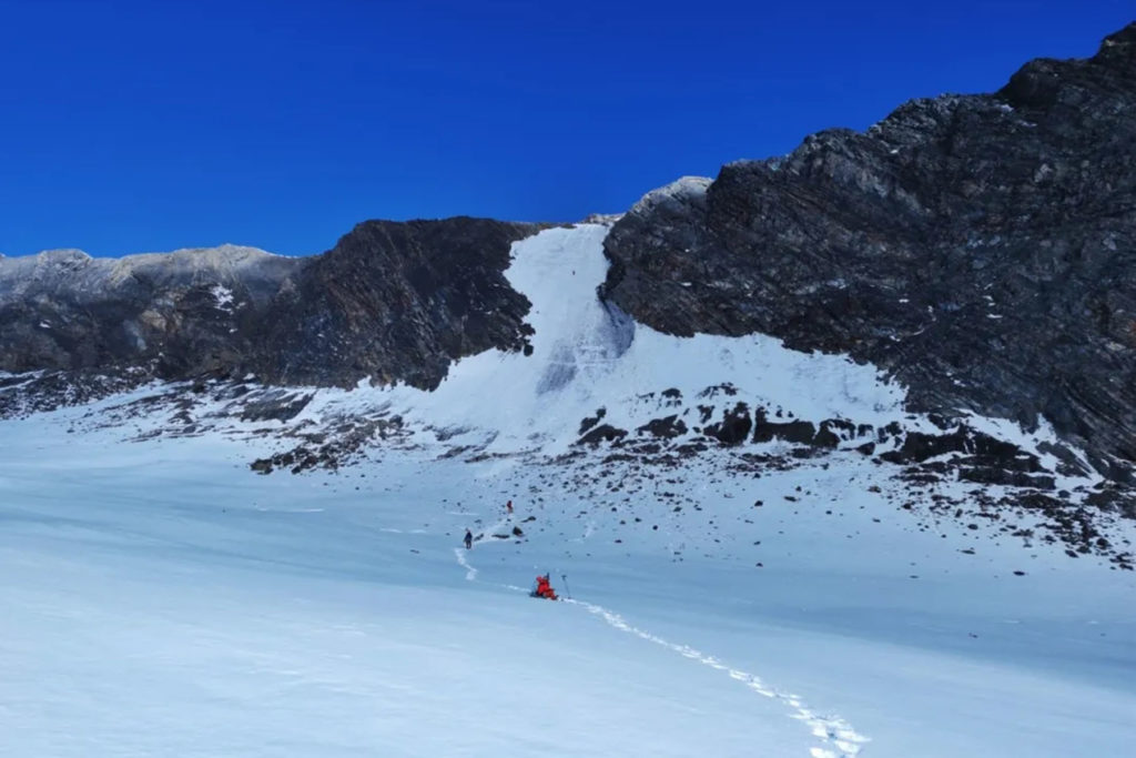 Climbing Xiaqiangla