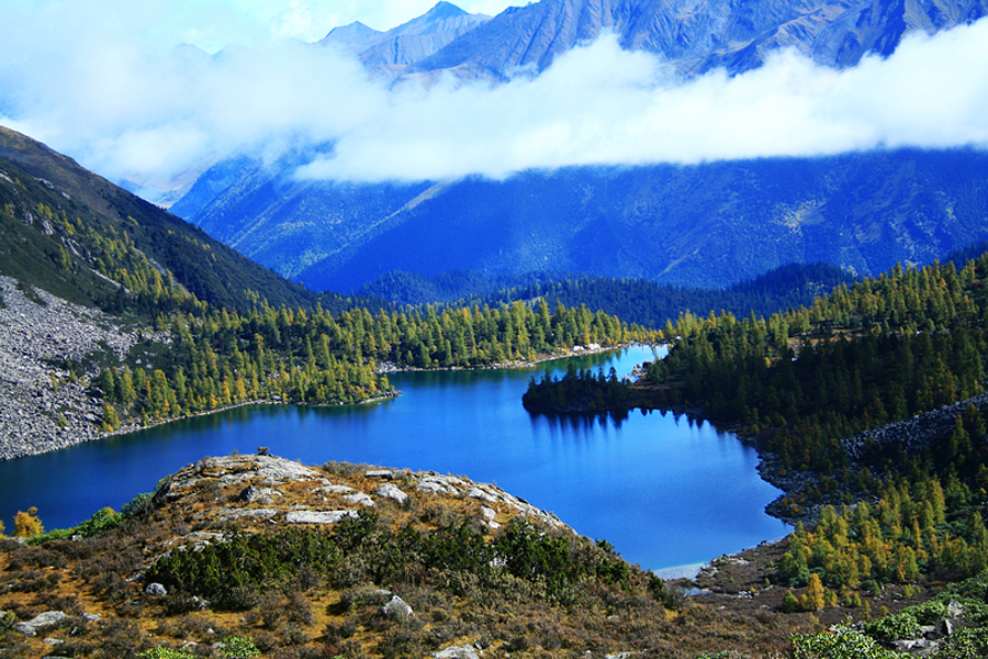 Dangling Lake