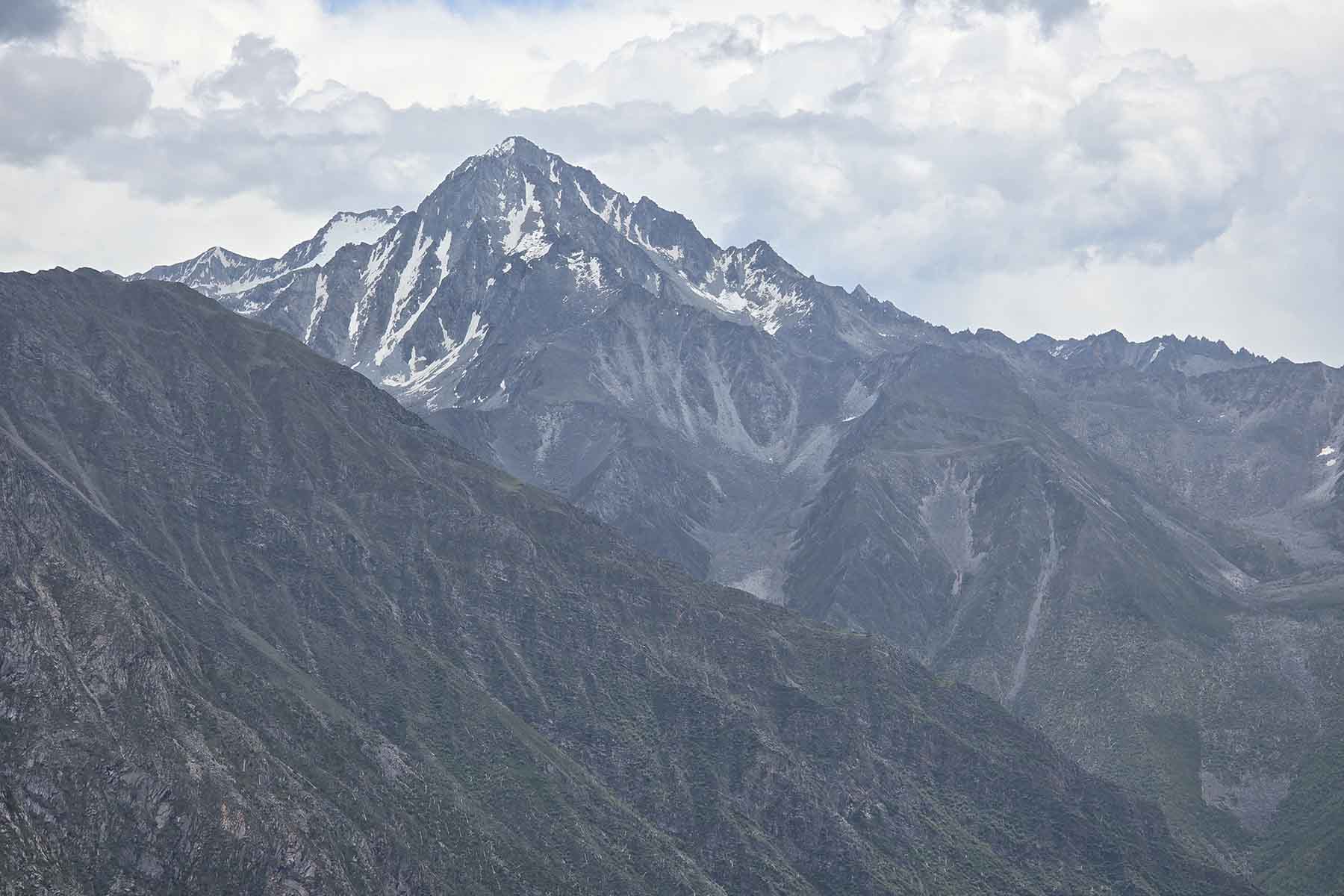 Xiaqiangla 5270 Peak