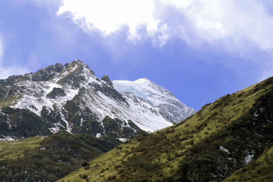 Jiajin Mountains East