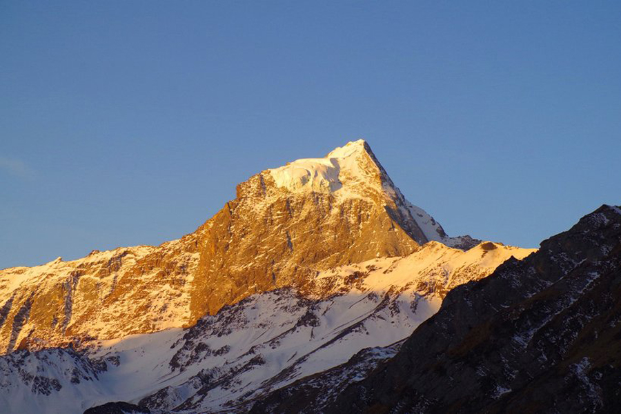 Jiajin Mountains East