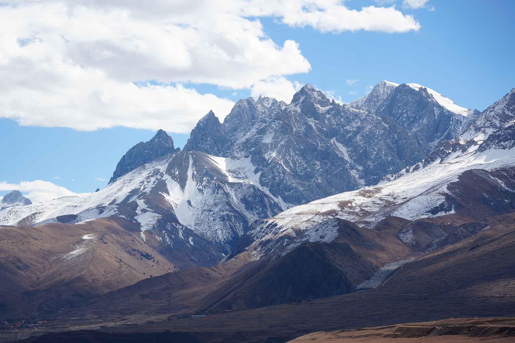 Gangga Peaks from G317