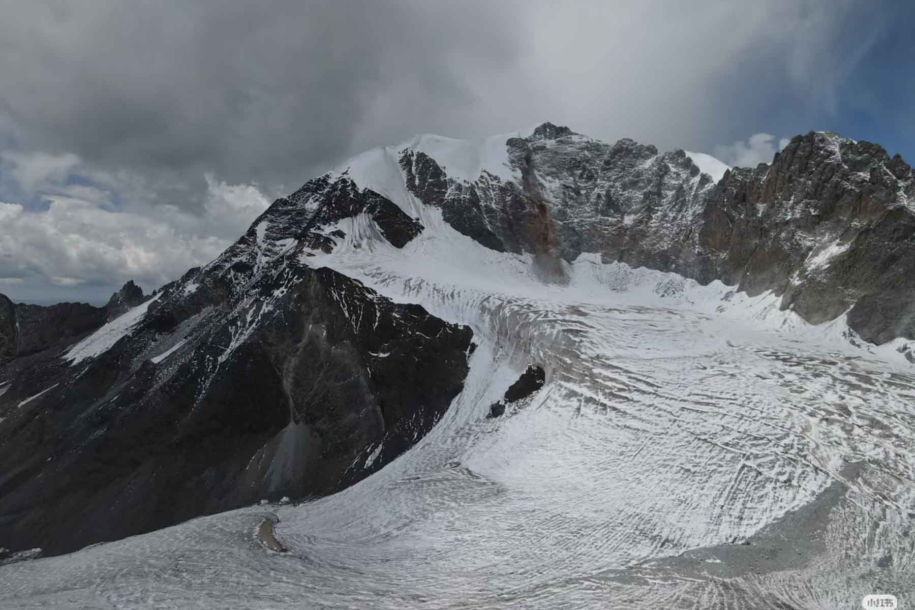 Gangga South Glacier