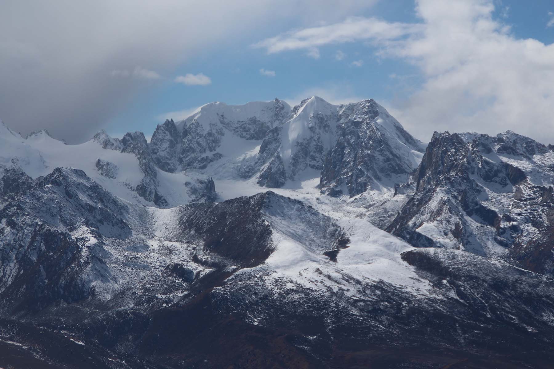 Dzogchen Peaks of Chola