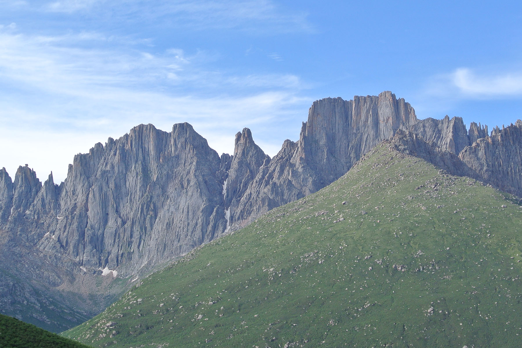 Nyenpo Yurtse Towers