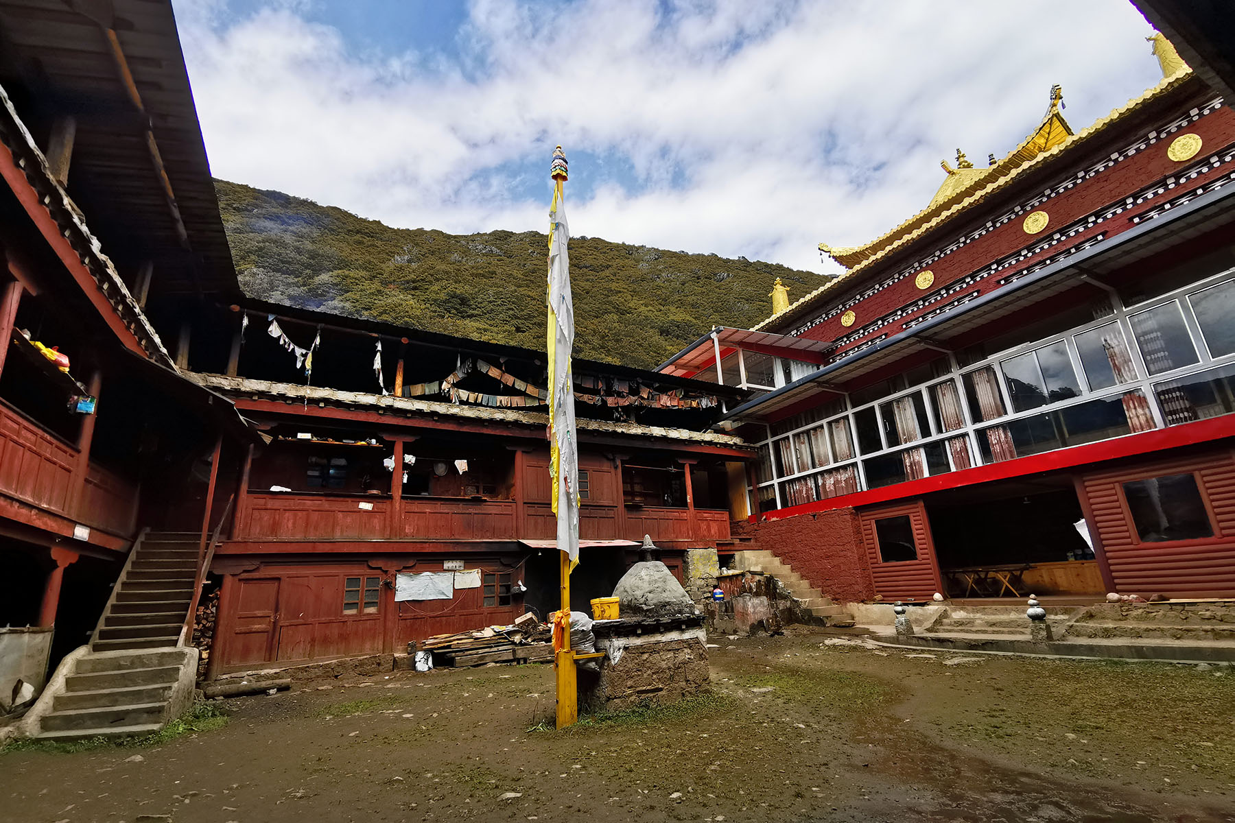 Gongga Monastery