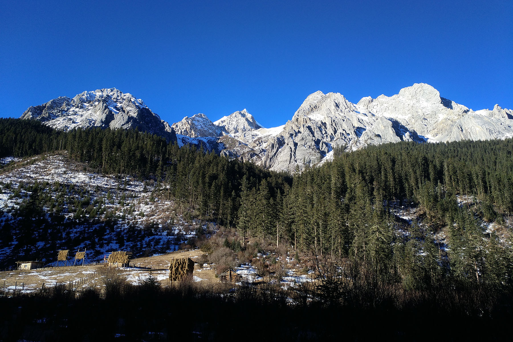 Sanglongxi Village