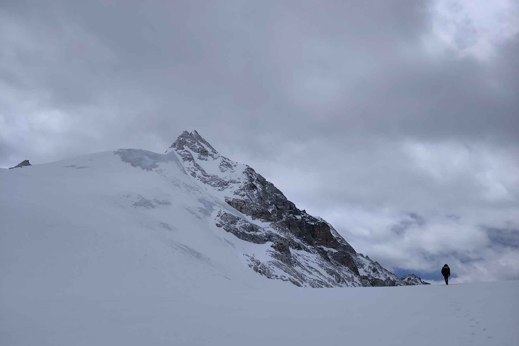 Mt. Zhendu 5680m
